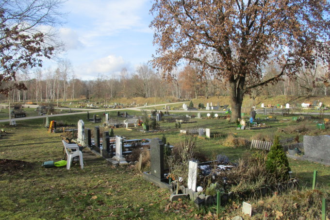 Gräber am Landschaftsfriedhof in Gatow - Foto: Ansgar Poloczek