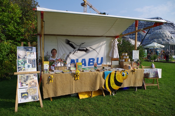 NABU-Stand beim Staudenfest 2014 - Foto: Melanie von  Orlow