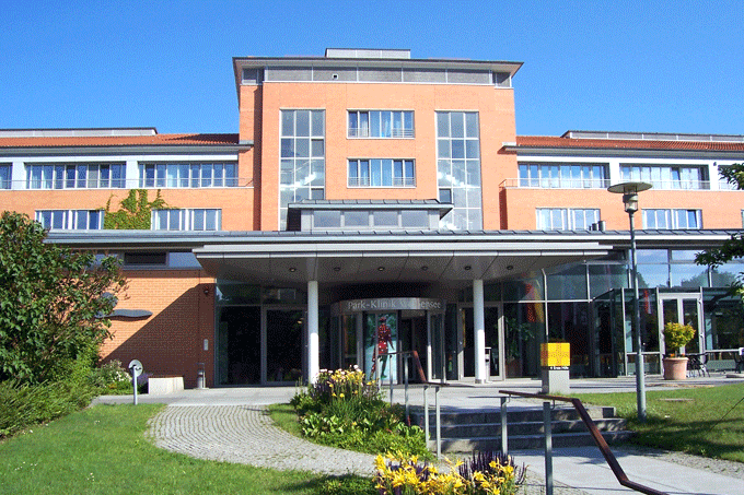 Eingangsbereich der Park-Klinik - Foto: Park-Klinik Weißensee