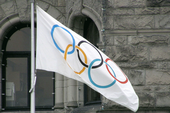 Olympiaflagge - Foto: Victoria Makaristos / wikipedia